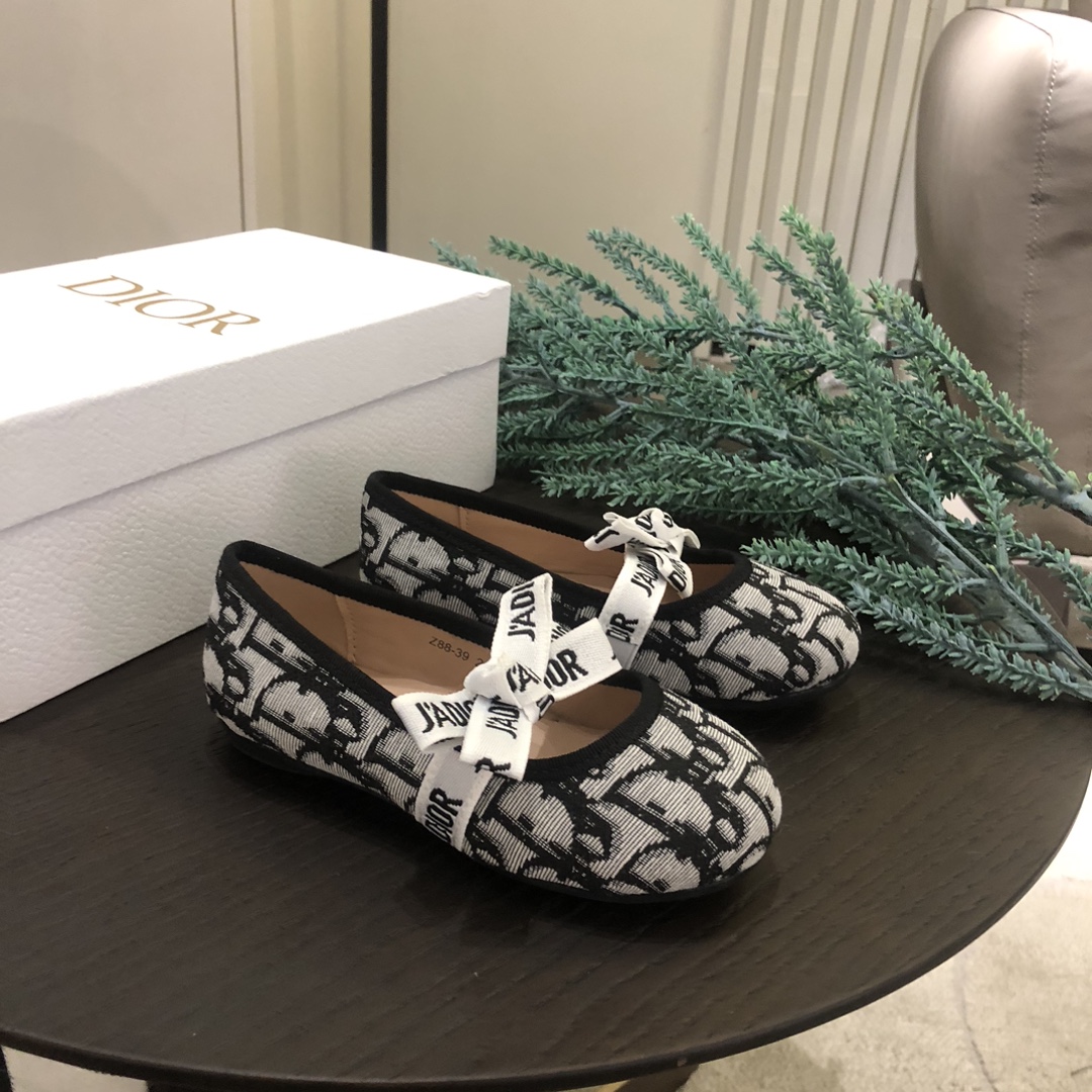 Dior Children's Shoes - Image 5