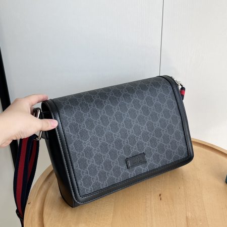 Gucci Supreme Canvas Bag - Image 5