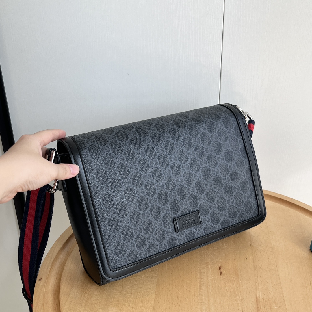 Gucci Supreme Canvas Bag - Image 5