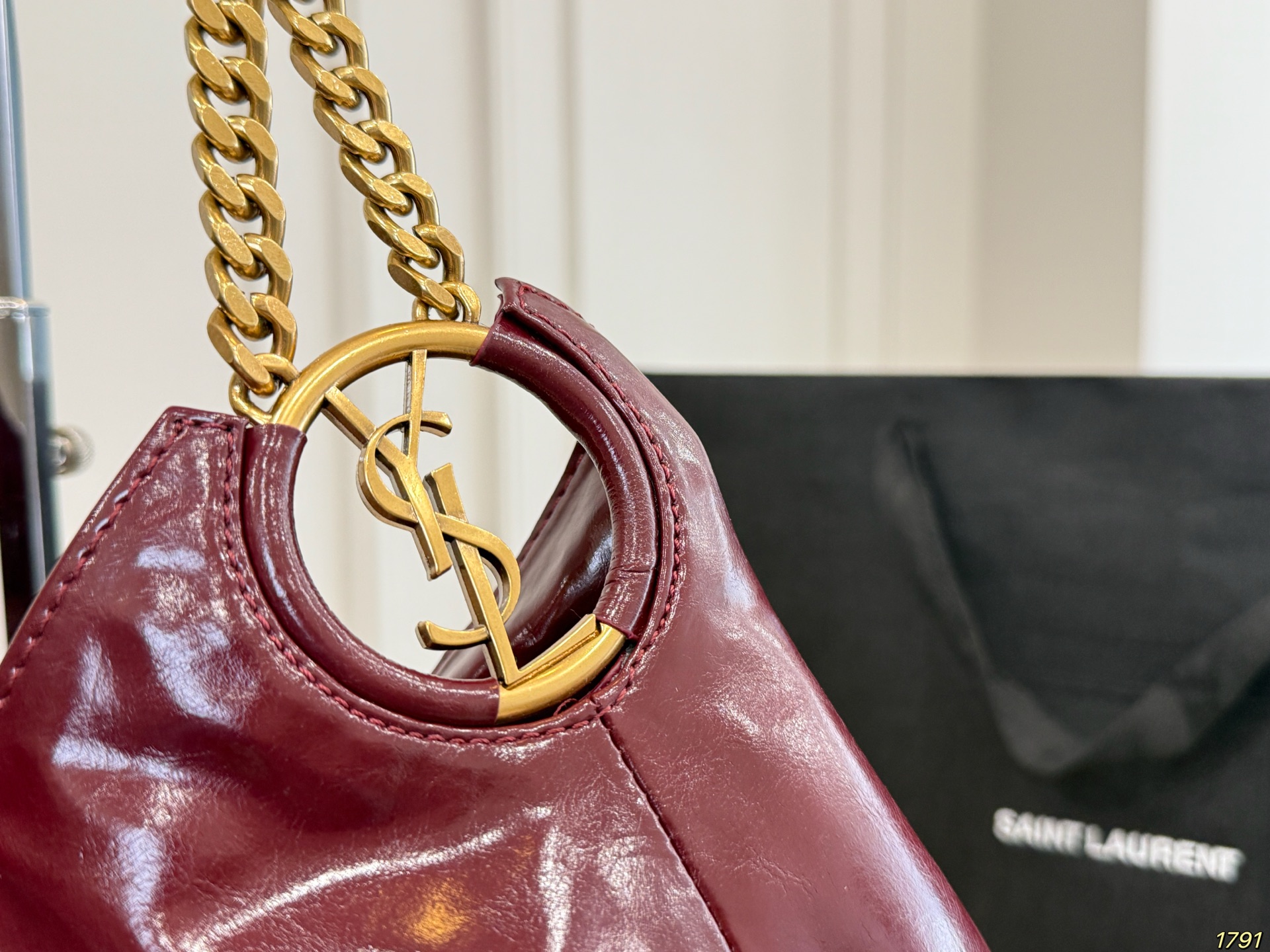 YSL Chain Shoulder Bag - Image 6