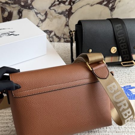 Burberry Vintage Check Note Shoulder Bag - Image 6