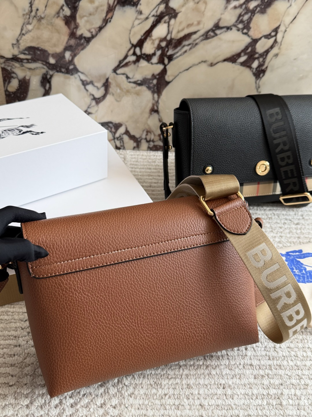 Burberry Vintage Check Note Shoulder Bag - Image 6