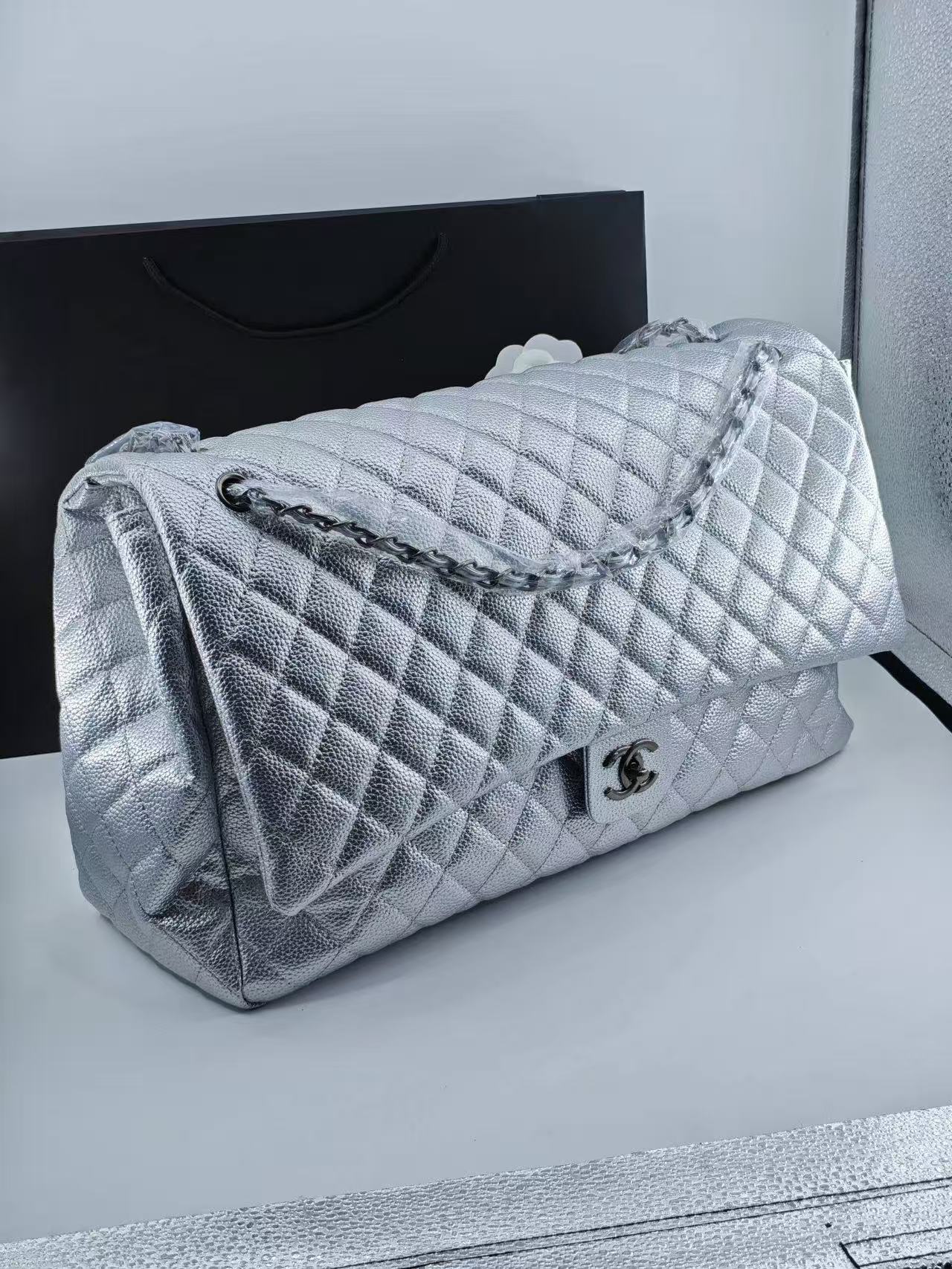 Chanel CF 45 Caviar Airlines XXL Flap Travel Bag - Image 4