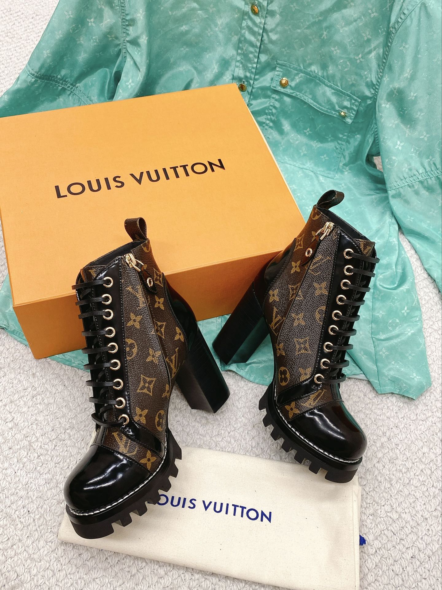 LV Star Trail Ankle Boots - Image 5