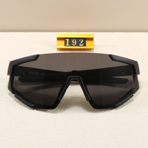 Prada Fashionable Sunglasses
