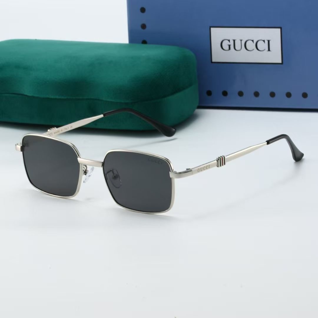 Gucci Fashionable Sunglasses - Image 7