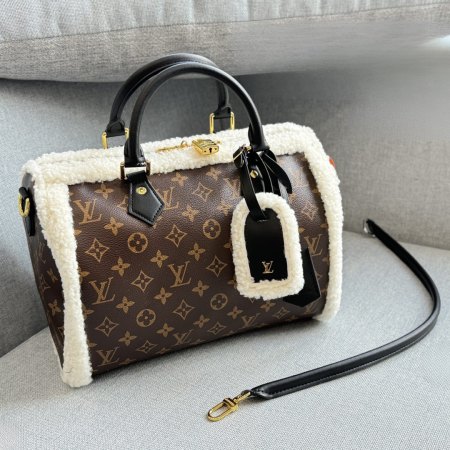 LV Speedy Soft Teddy 30 Bag - Image 10