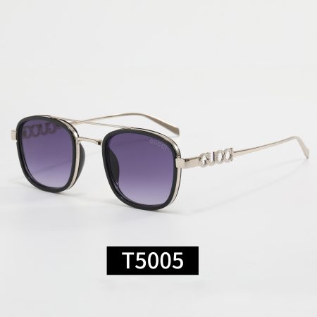 Gucci Fashionable Sunglasses - Image 4