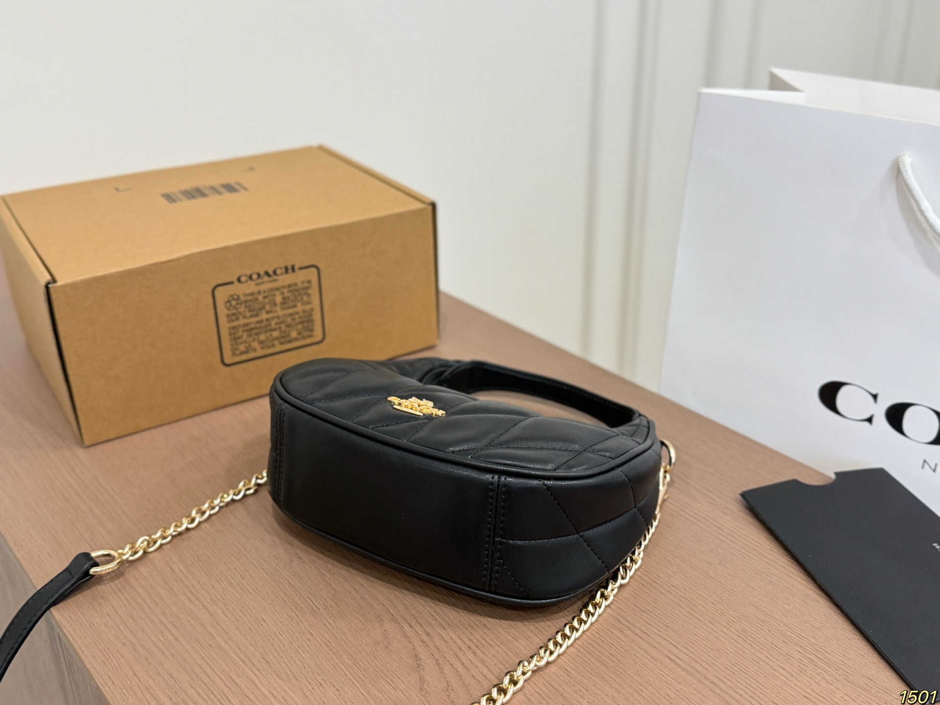 Coach Underarm Bag - Image 9