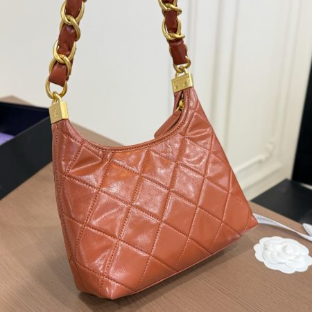 Chanel Hobo Boho Crossbody Bag - Image 10