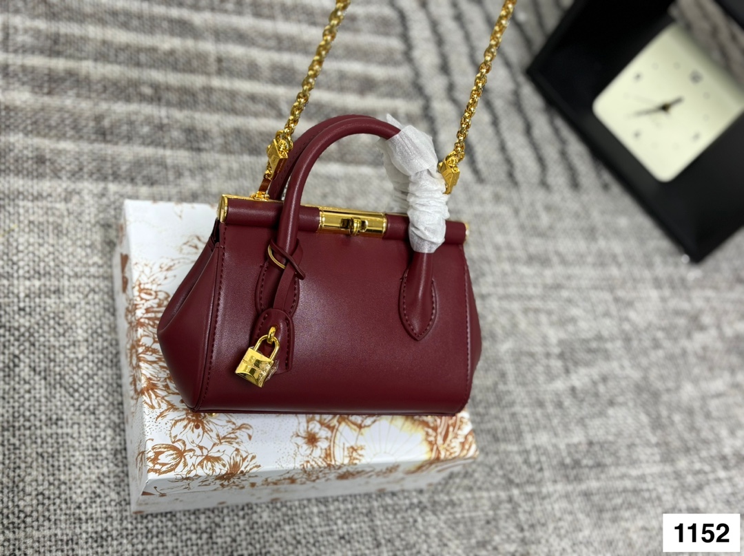 Dolce & Gabbana Bag - Image 3