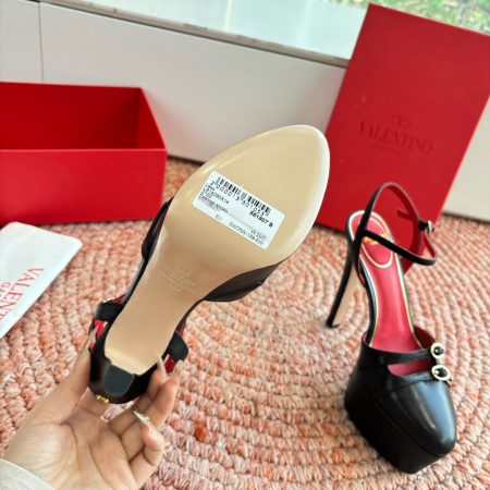 Valentino Garavani Crasher Platfrom Pumps - Image 13