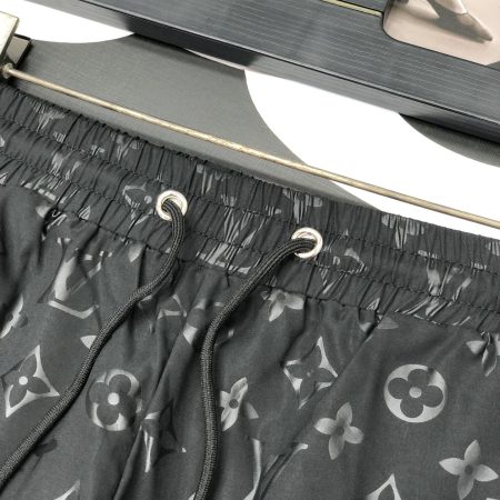 LV Short Pants - Image 4